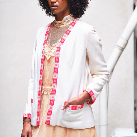 1960s Gregory Pal Couture Wool Cream Blazer w/Silk Lining, Weighted Hem Size 4/6 - Picture 2 of 5